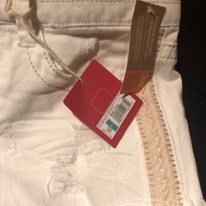 Mossimo Shorts White Juniors Size 7